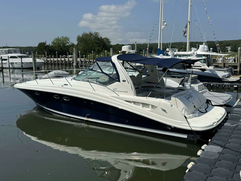 Sea Ray 420 Sundancer Yacht For Sale