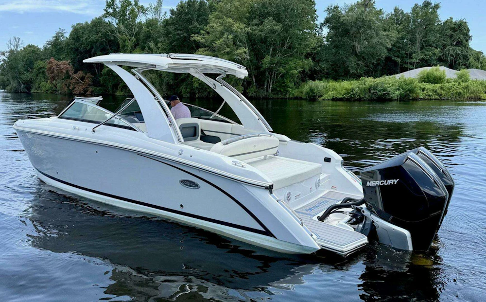 Cobalt 30SC Yacht For Sale