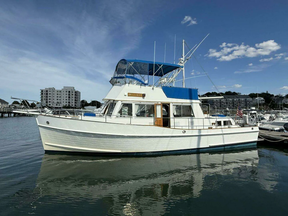 Grand Banks 42 Classic Yacht For Sale