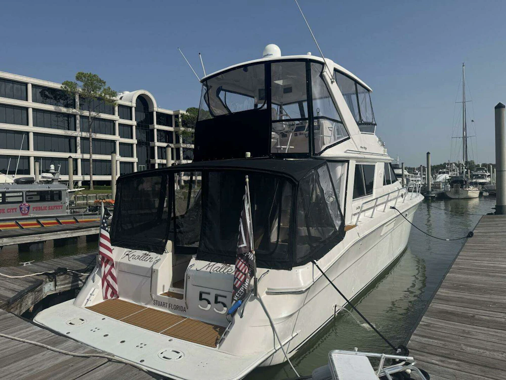 Sea Ray 550 Sedan Bridge Yacht For Sale