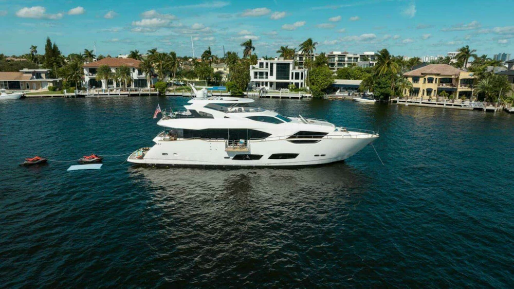 Sunseeker 95 yacht Yacht For Sale