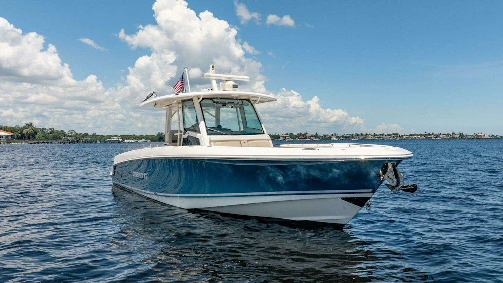 Boston Whaler 380 Outrage Yacht For Sale
