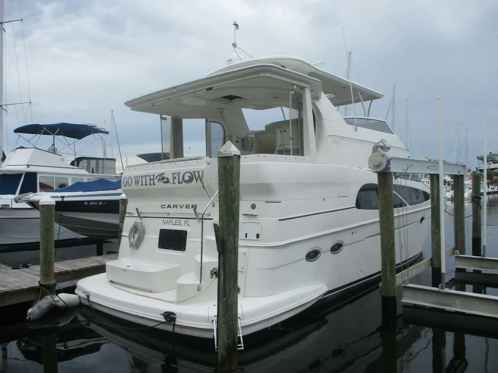 Carver  Yacht For Sale