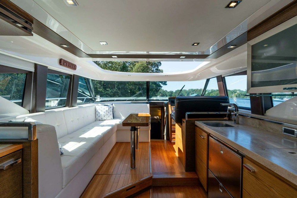 Tiara Yachts 44 Coupe Yacht For Sale