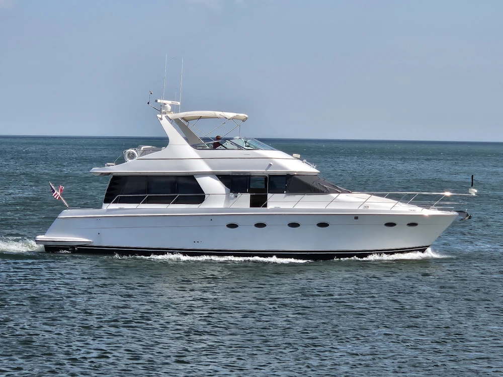Carver 530 Voyager Yacht For Sale