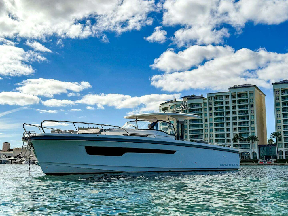 Nimbus T11 Yacht For Sale