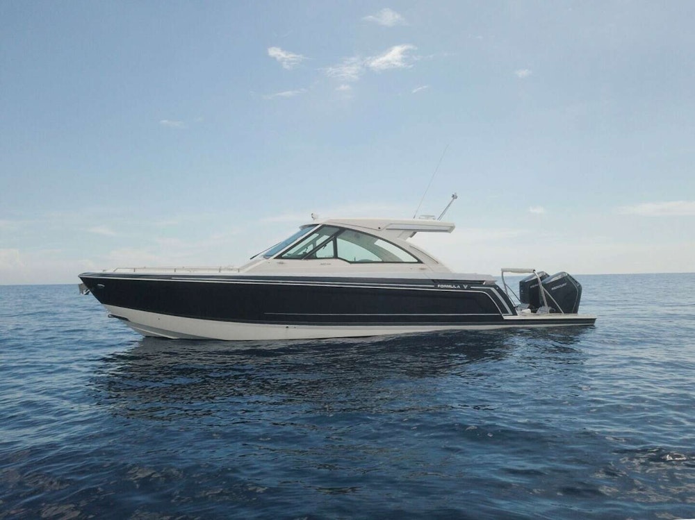 Formula  Yacht For Sale