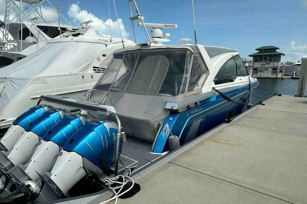 Formula 400 SSC Yacht For Sale