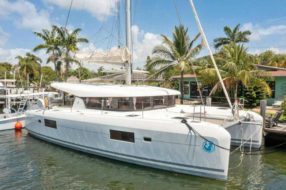 Lagoon  Yacht For Sale
