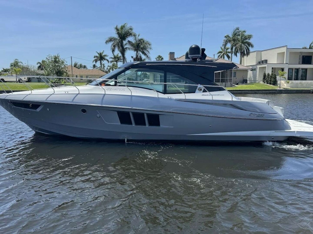 Cruisers 45 Cantius Yacht For Sale