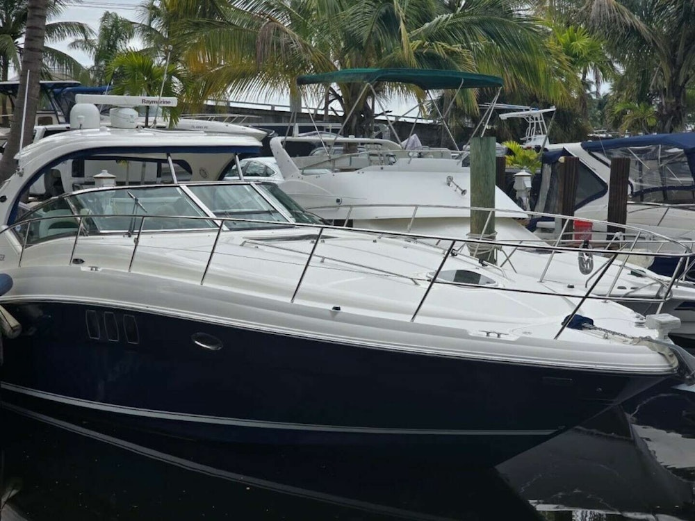Sea Ray  Yacht For Sale