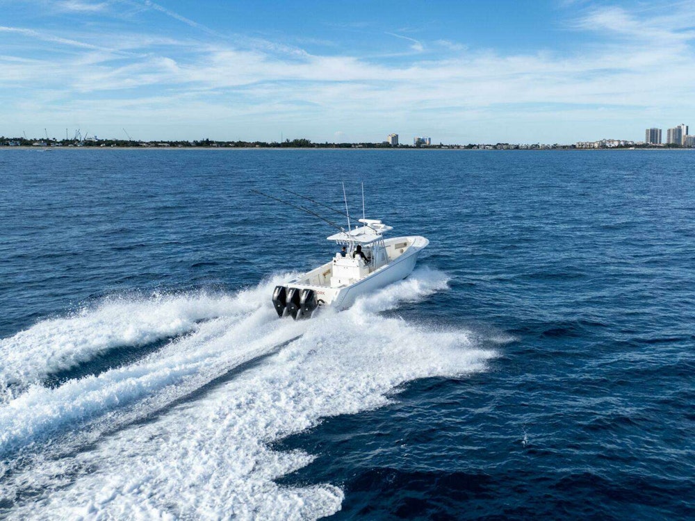 SeaVee 370z Yacht For Sale
