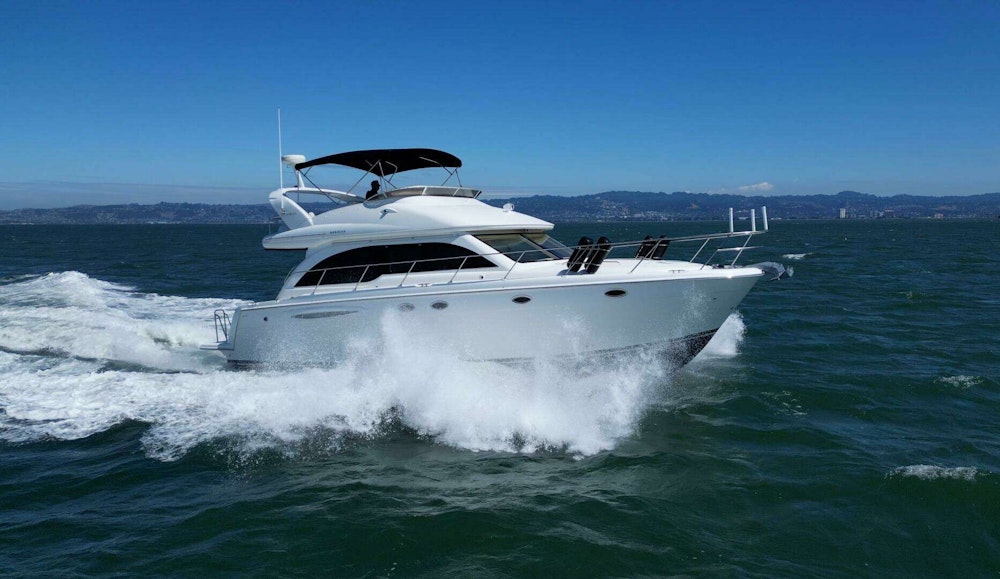 Meridian 411 Sedan Yacht For Sale