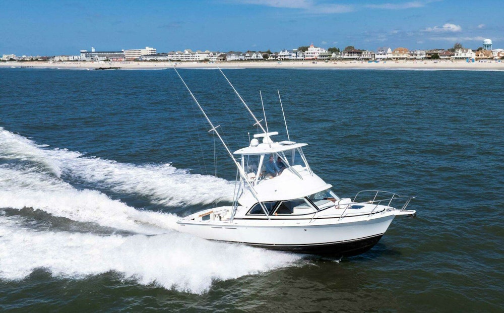 Bertram 35 Flybridge Sportfish Yacht For Sale