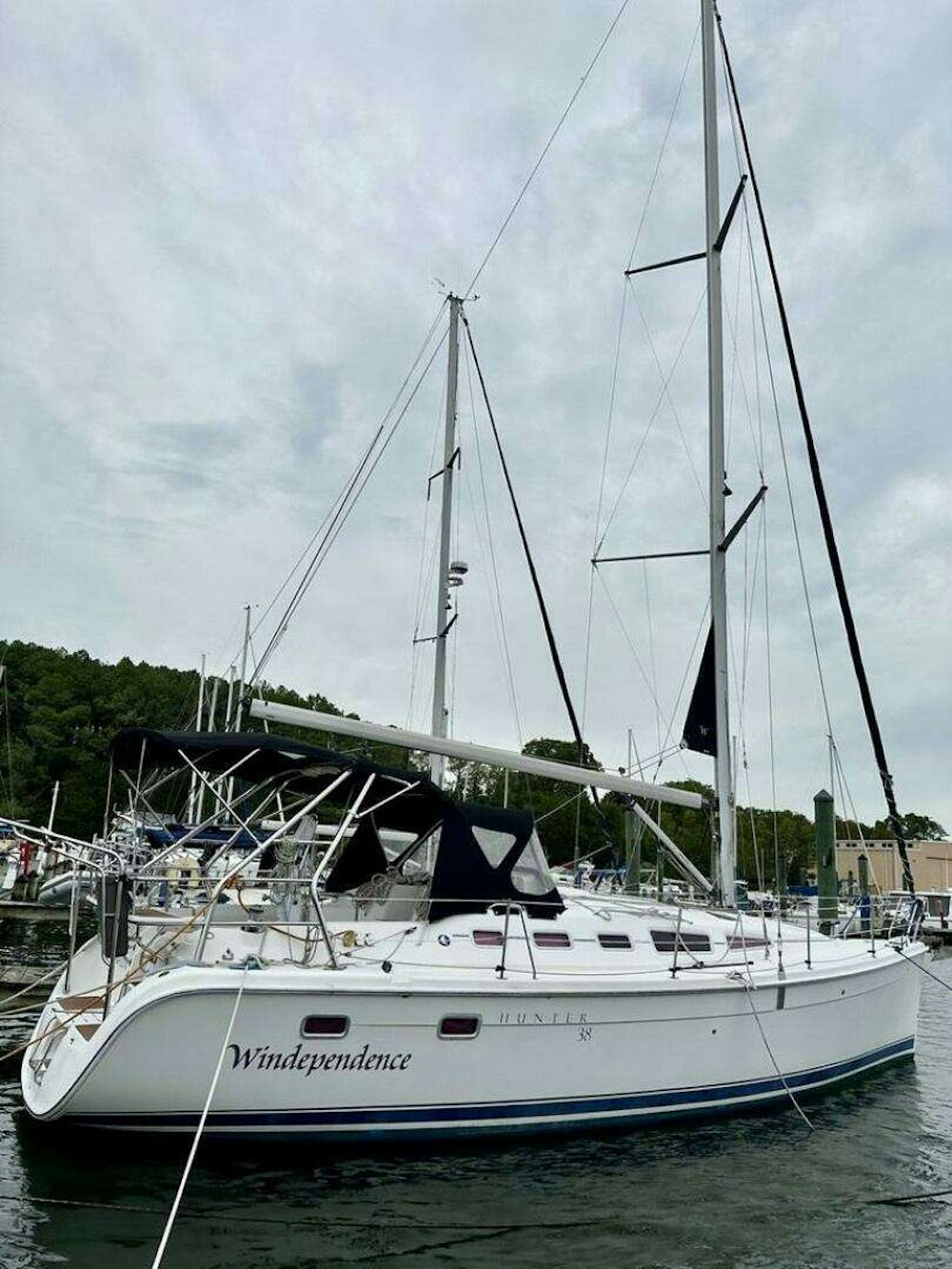 Hunter 38 Yacht For Sale