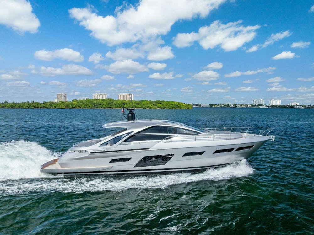 Pershing 7X Yacht For Sale
