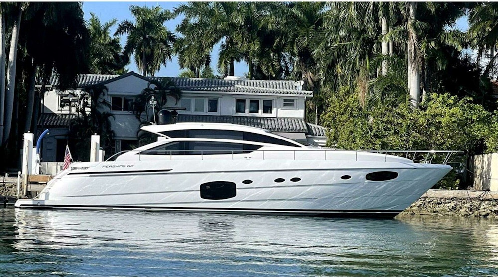Pershing 62 Yacht For Sale