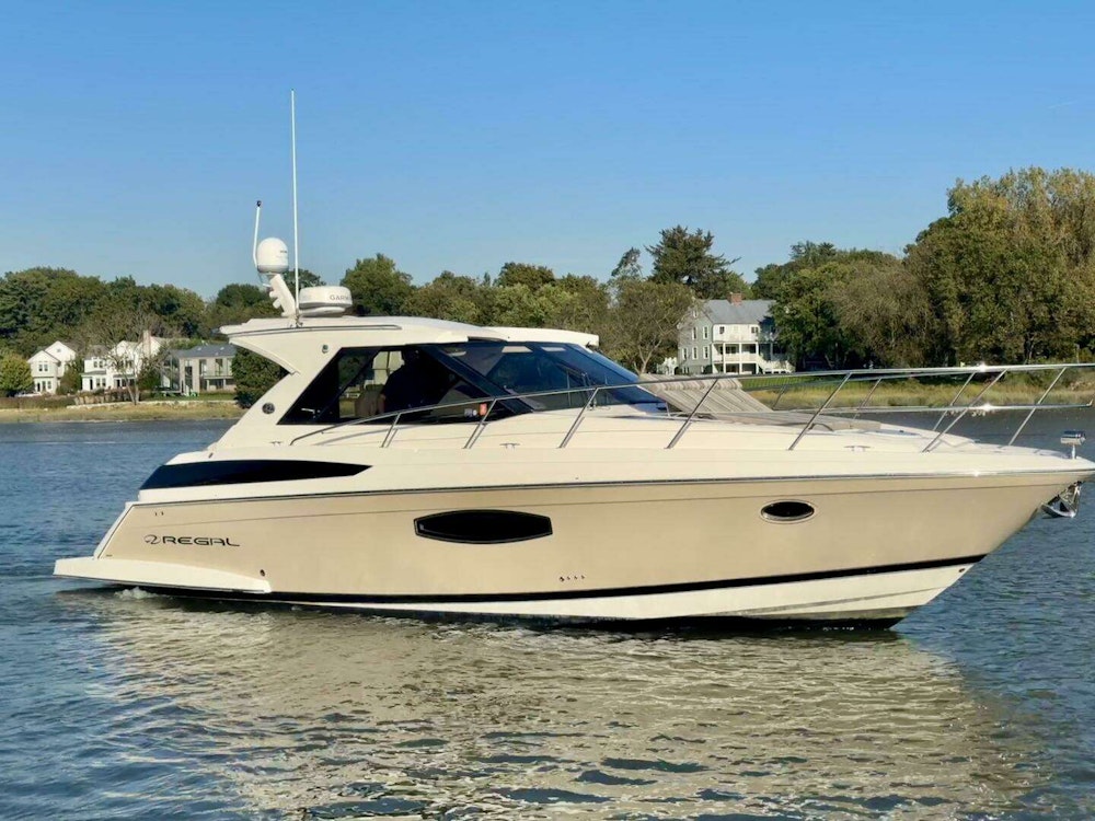 Regal 42 Sport Coupe Yacht For Sale