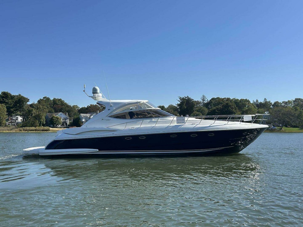 Cruisers Yachts 540 Express Yacht For Sale