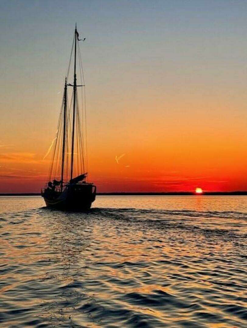 1989 Custom Schooner Liveaboard 78' Yacht For Sale | DAUNTLESS