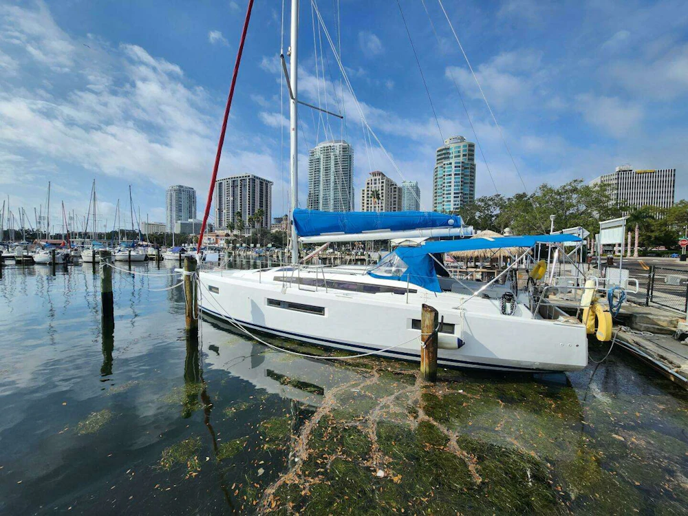 Jeanneau Sun Odyssey 410 Yacht For Sale