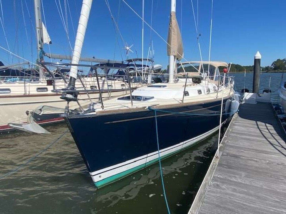 Tartan 3700 Yacht For Sale