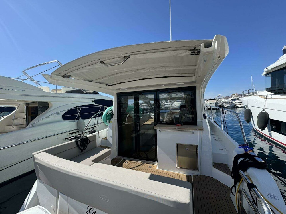 Sealine  Yacht For Sale