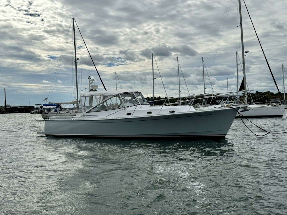 Lyman-Morse Monhegan 38 - Twin Jet Yacht For Sale