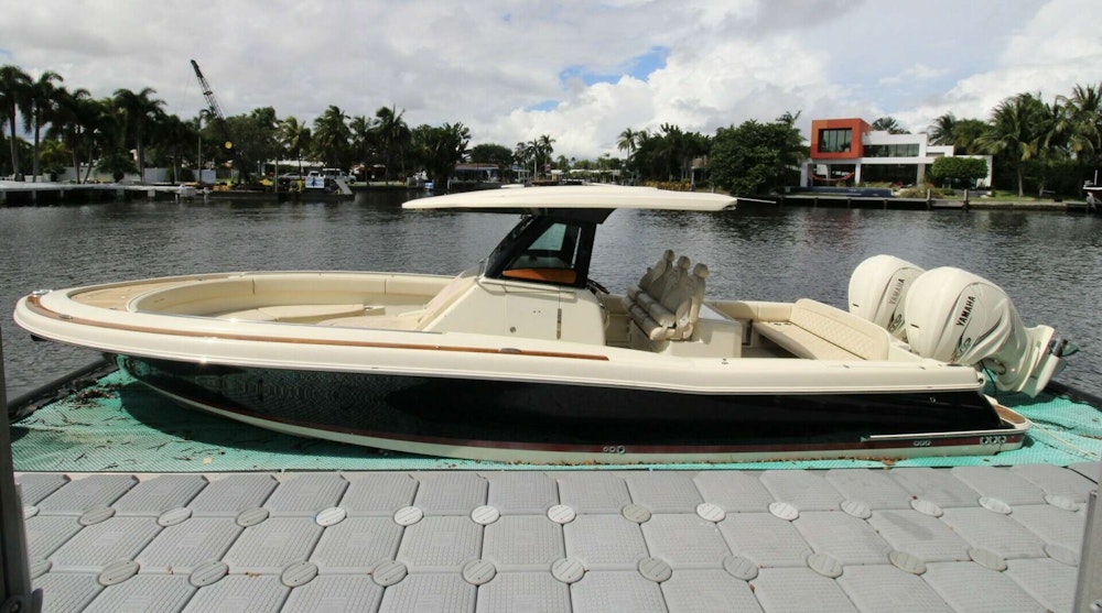 Chris-Craft Catalina 34 Yacht For Sale