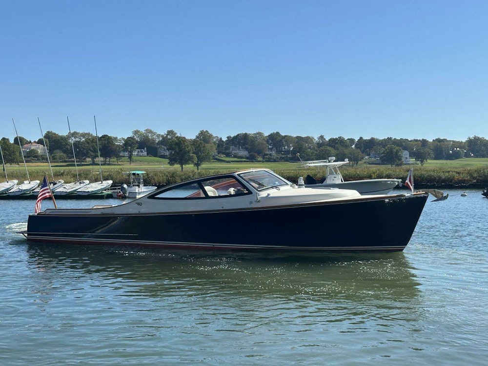 Hinckley Talaria 38 Runabout Convertible Yacht For Sale