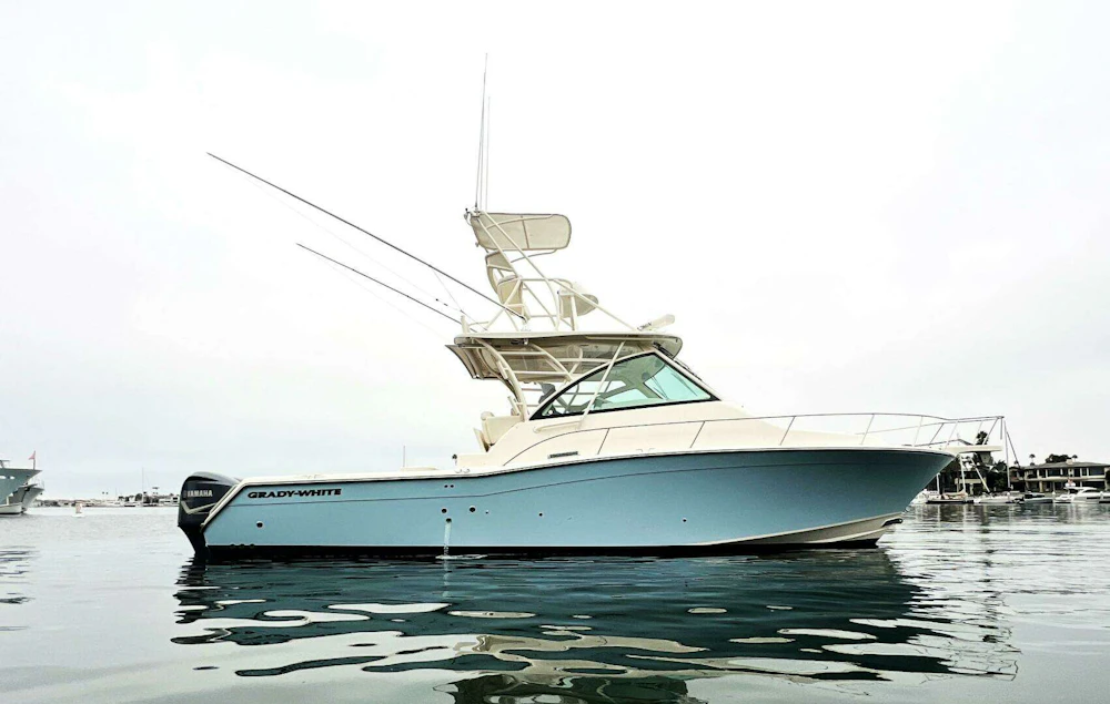 Grady-White 370 Express Yacht For Sale