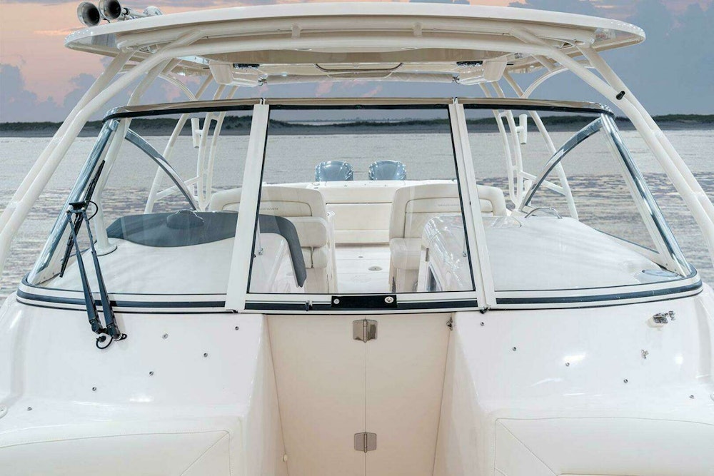 Grady-White Freedom 307 Yacht For Sale