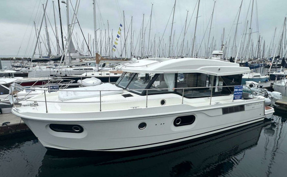 Beneteau Swift Trawler 41 Sedan Yacht For Sale