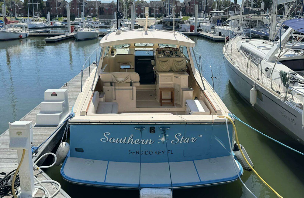 Island Packet 360 Hardtop Express Cruiser Yacht For Sale