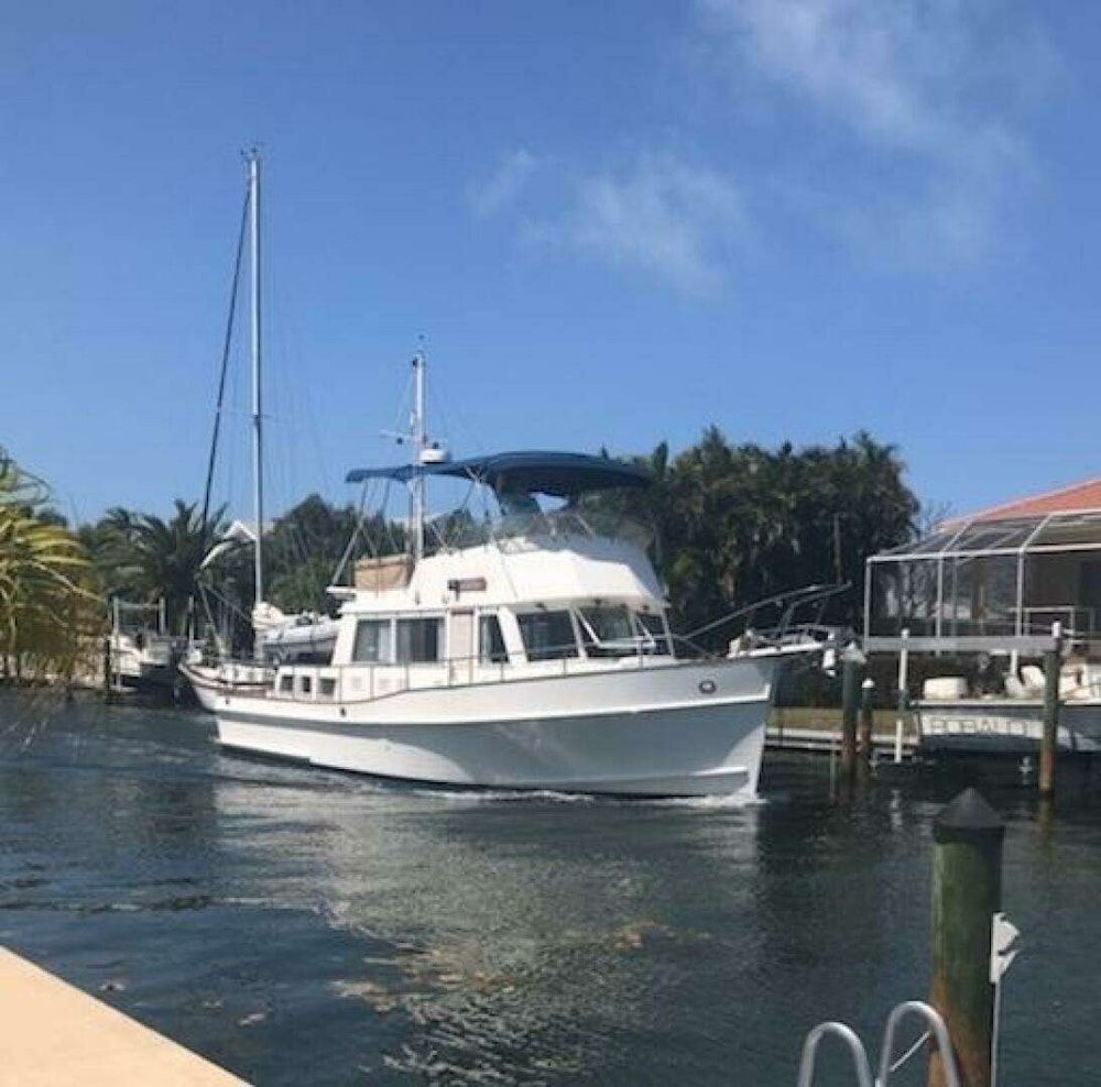 Grand Banks Classic Yacht For Sale