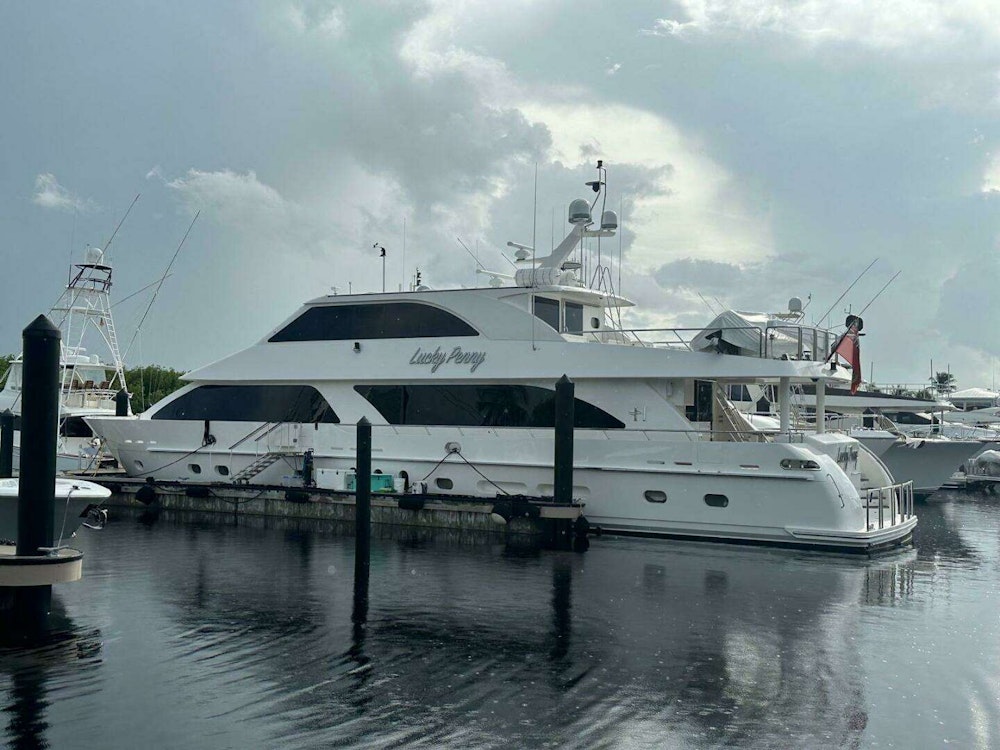 Hargrave Sky Lounge Yacht For Sale