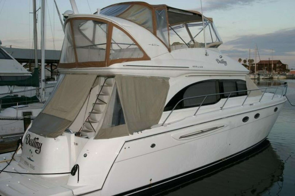 Meridian 411 Sedan Yacht For Sale