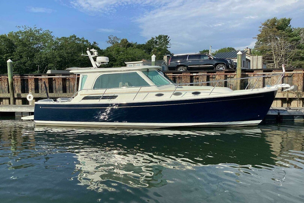 Back Cove 37 Yacht For Sale
