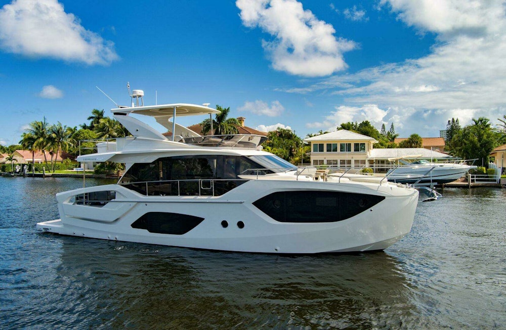 Absolute 52 Fly Yacht For Sale