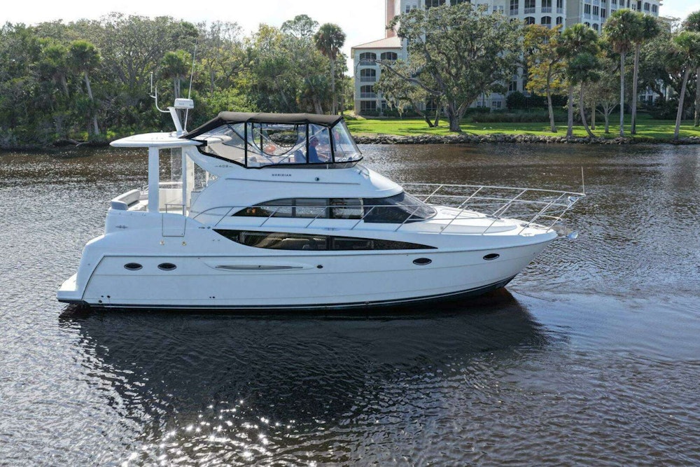 Meridian 408 Yacht For Sale