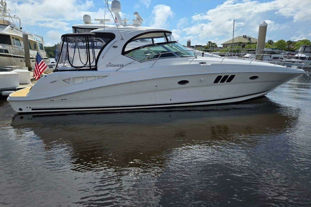 Sea Ray 44 Sundancer Yacht For Sale