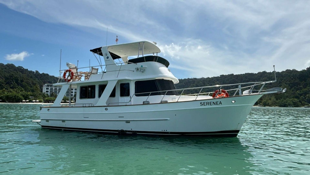 Explorer Motor Yachts 40 Sedan Yacht For Sale