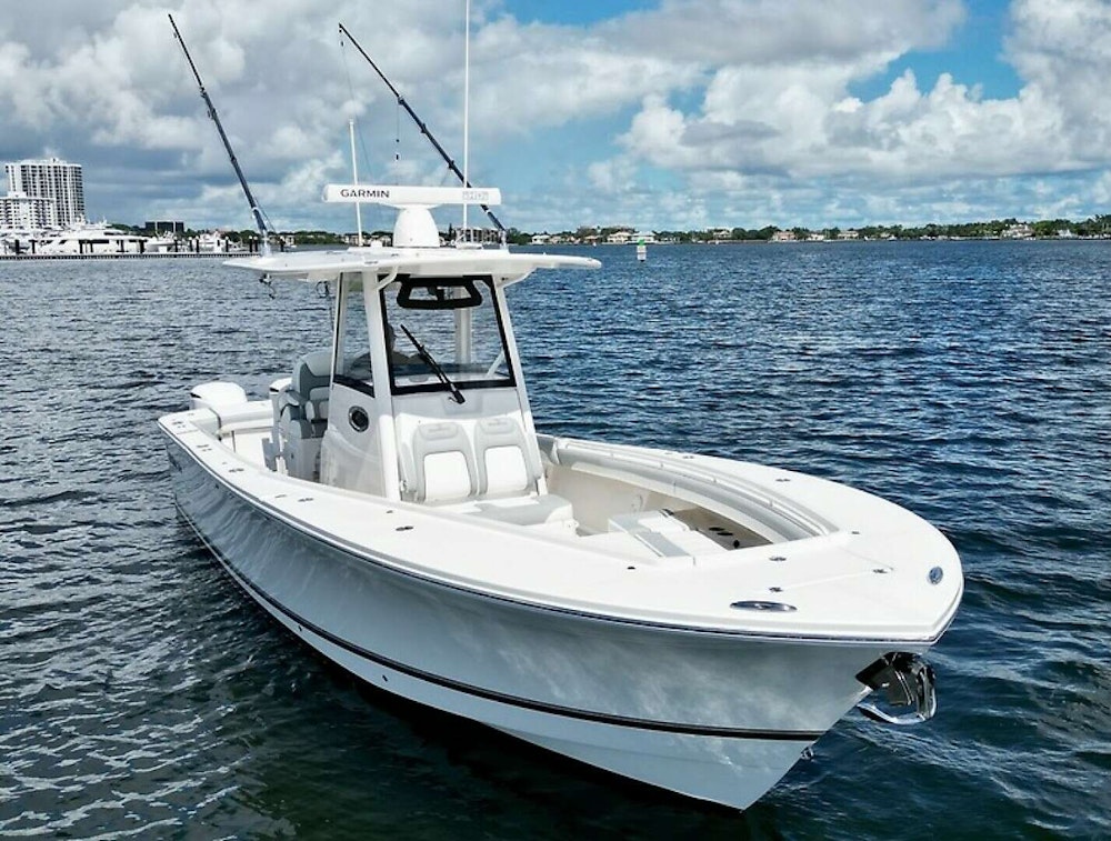 Regulator 31FS Yacht For Sale