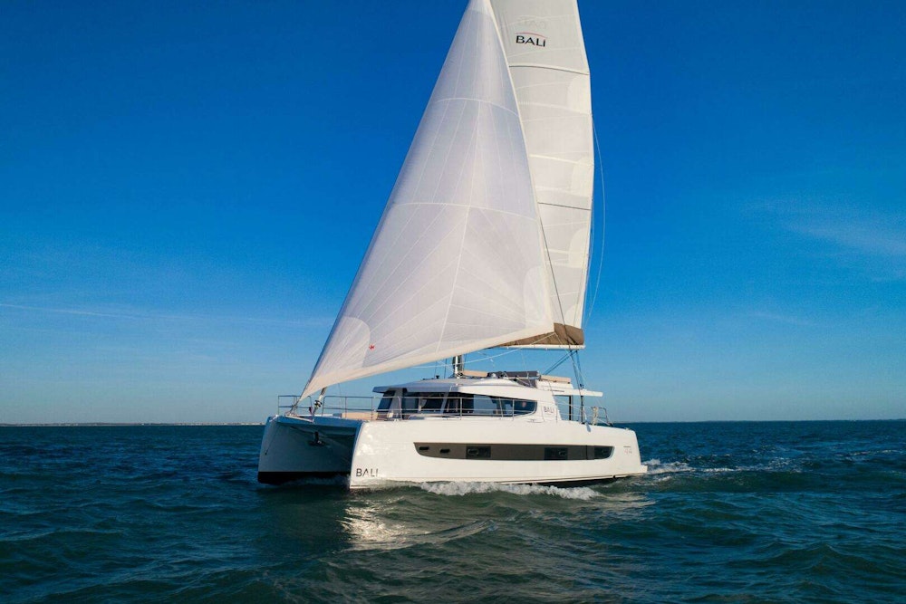 Bali 4.4 Yacht For Sale