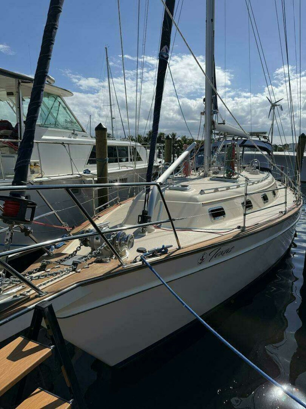 Island Packet 420 Yacht For Sale