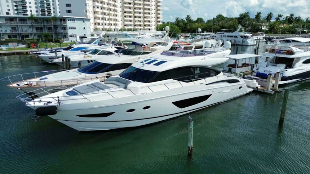 Princess S72 Yacht For Sale