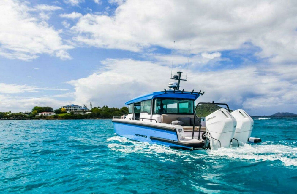 Axopar 37 Cross Cabin Yacht For Sale