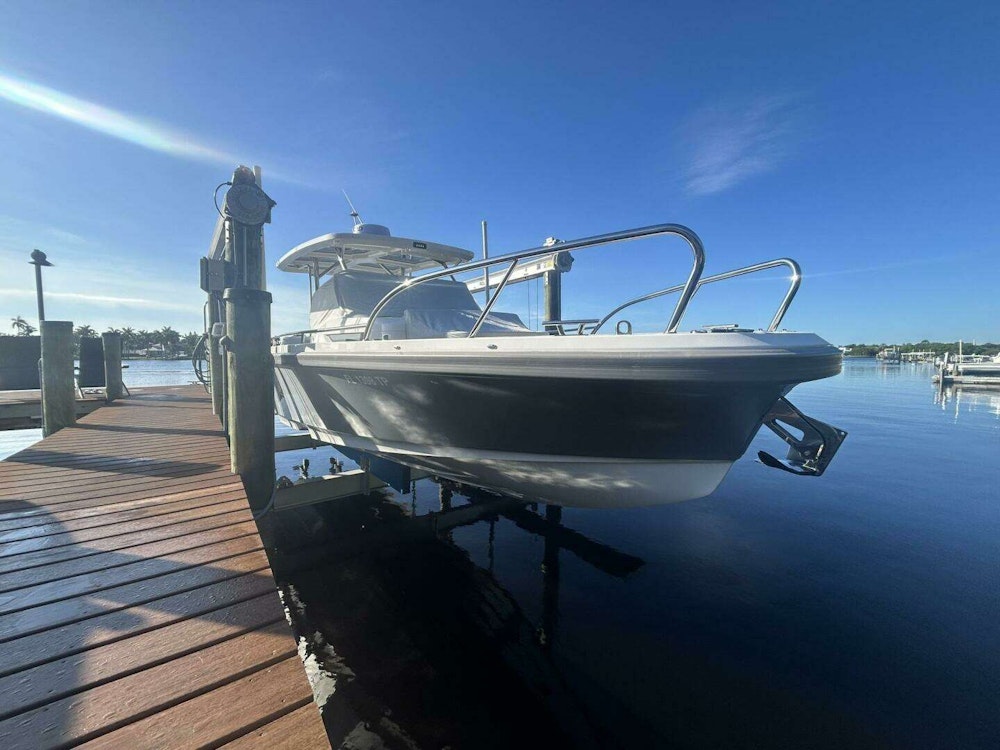 Nimbus T9 Yacht For Sale