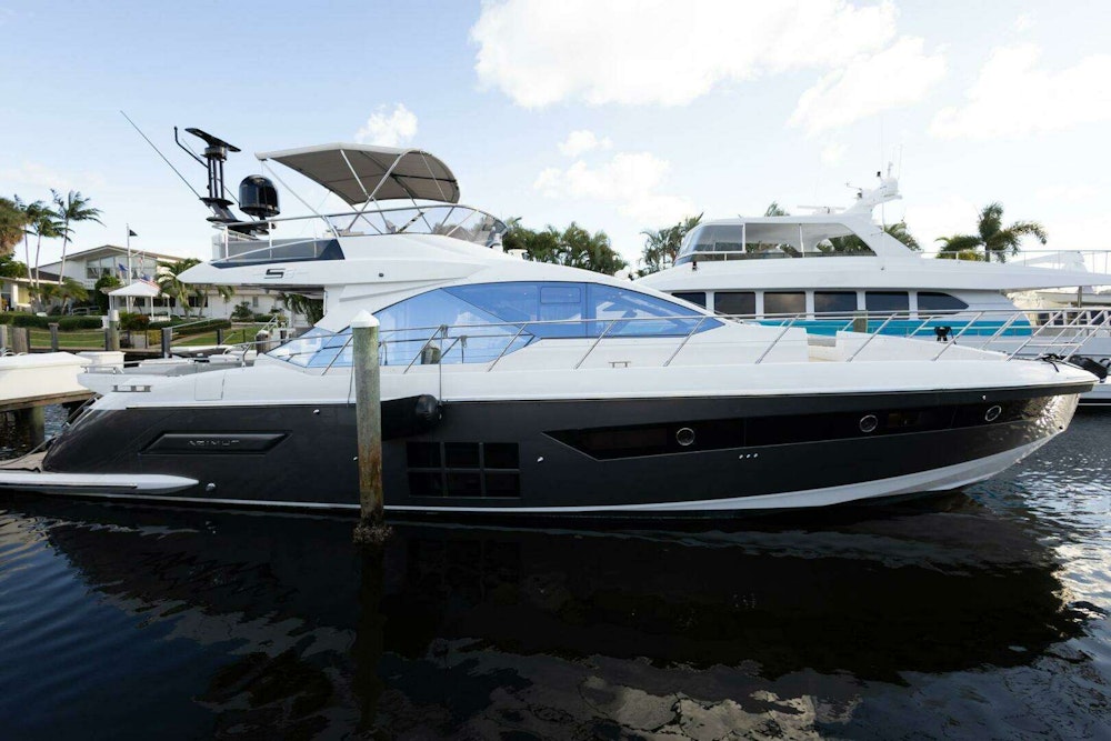 Azimut S6 Sport-Fly Yacht For Sale