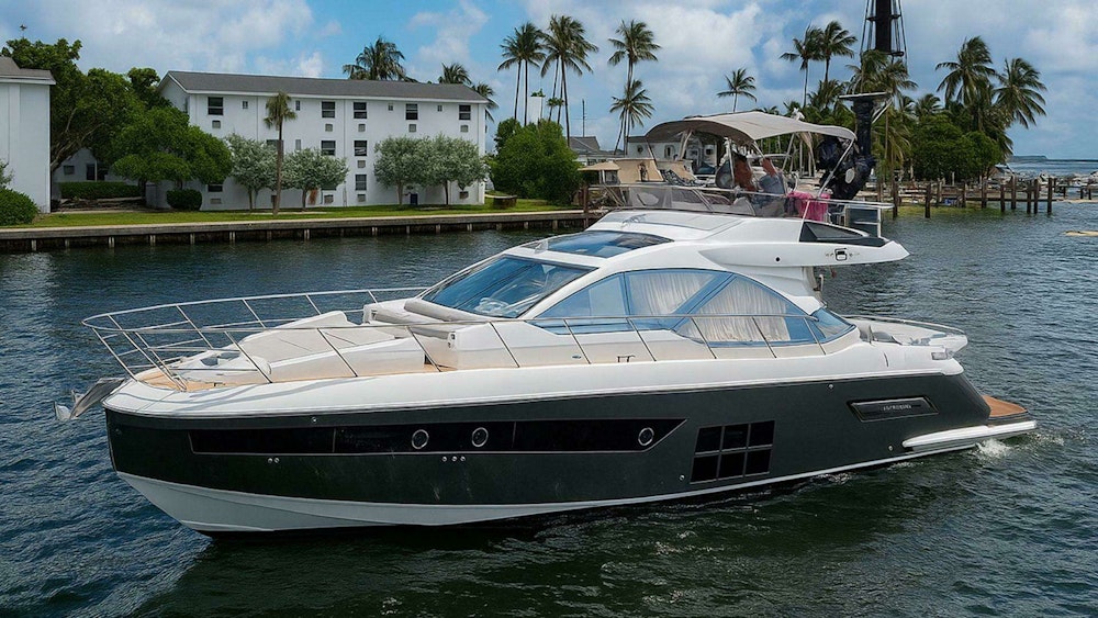 Azimut S6 Sport-Fly Yacht For Sale